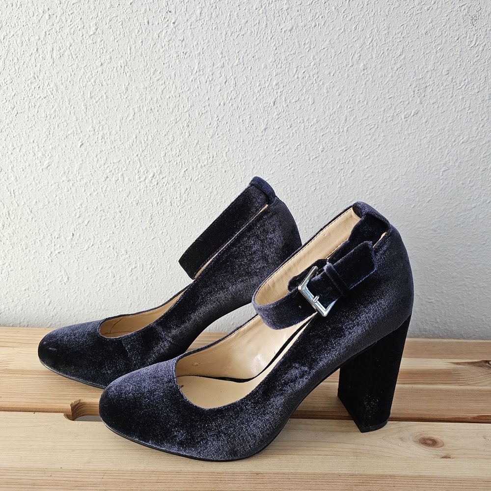 Nine West Velvet Block Heel Pumps in Dark Blue